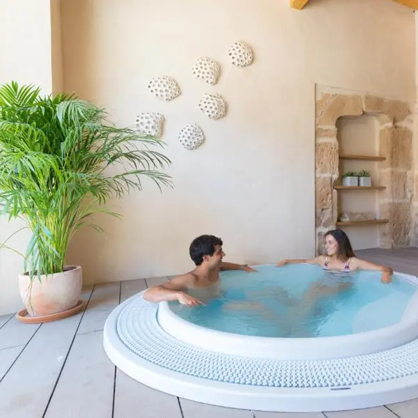 Forum Boutique Hotel y Spa en el casco antiguo de Alcúdia, Mallorca